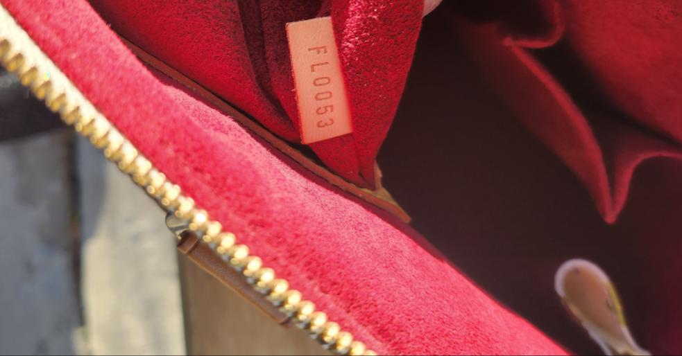 Louis Vuitton Alma PM