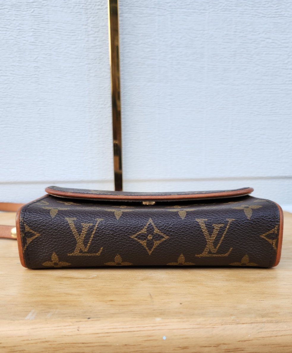 Louis Vuitton Pochette Florentine