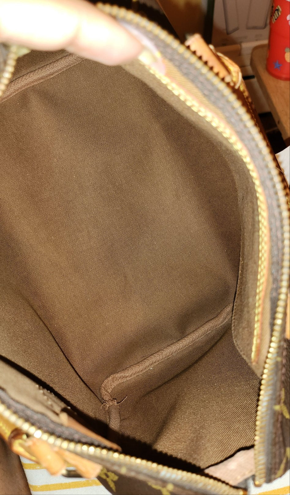 Louis Vuitton Speedy 25