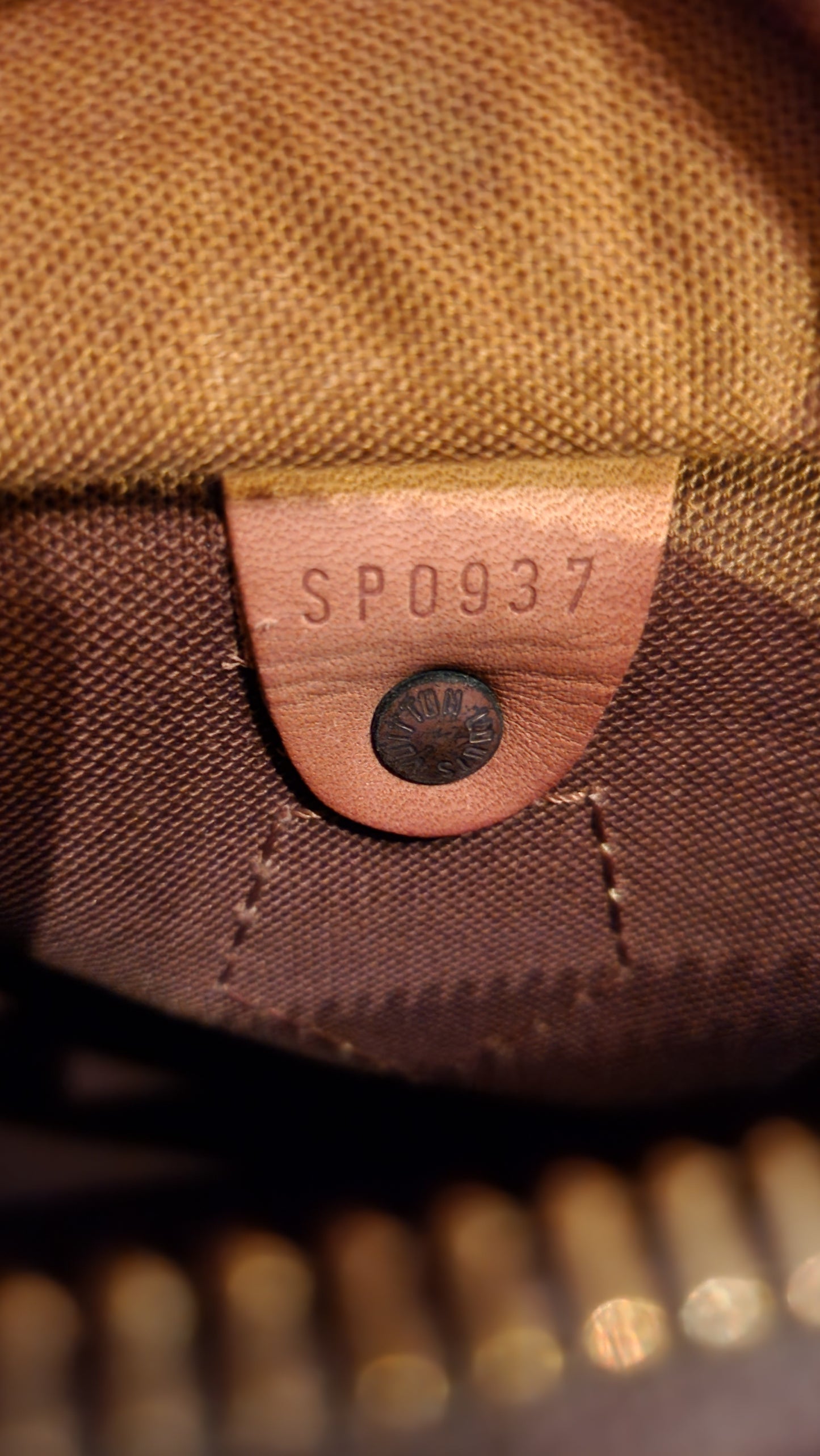 Louis Vuitton Speedy 25