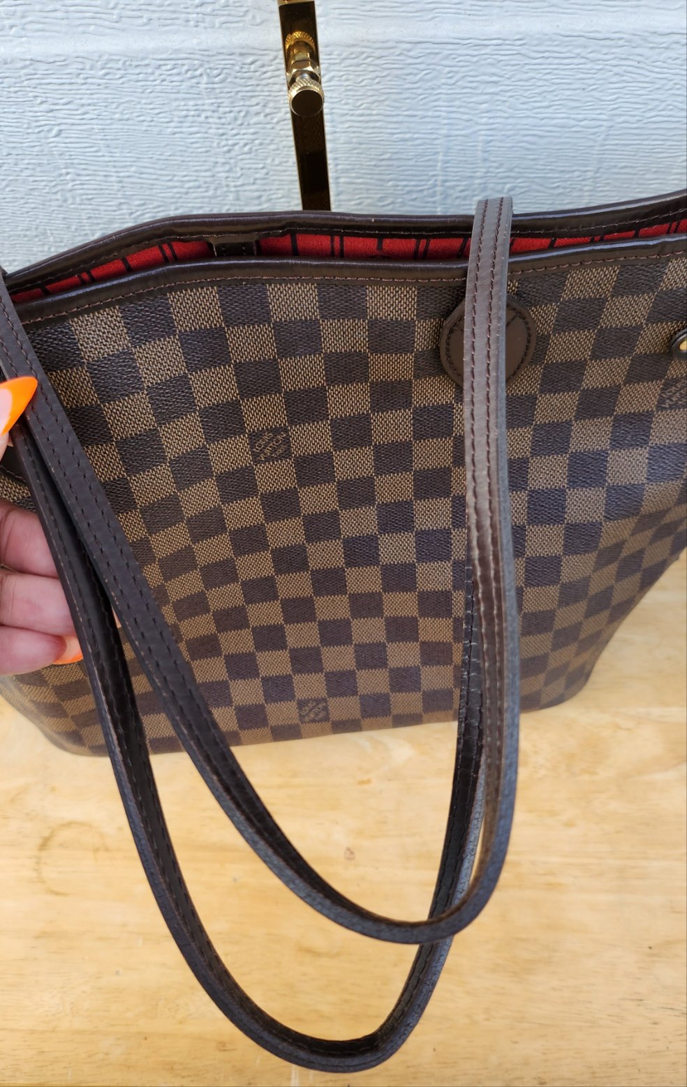 Louis Vuitton Neverfull Bag